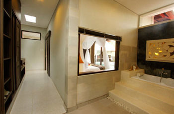Griya Shanti Villas & Spa ウブド エクステリア 写真