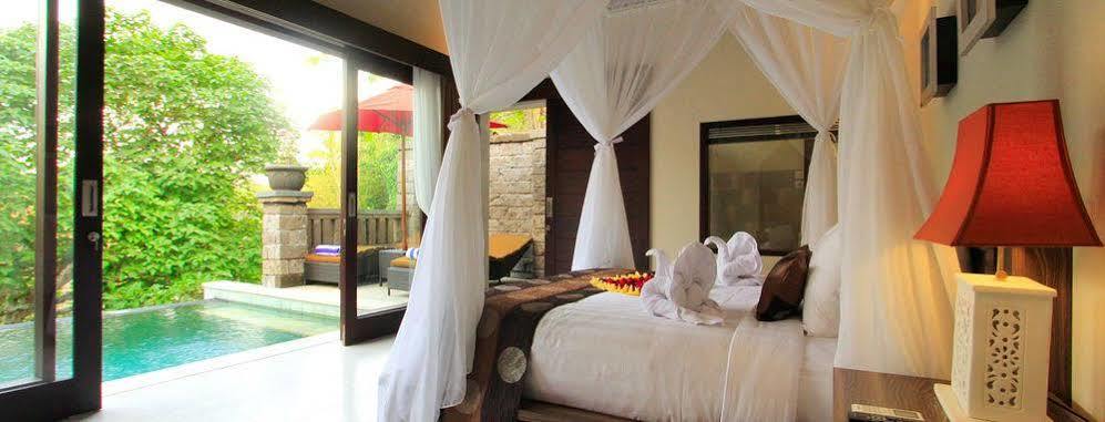 Griya Shanti Villas & Spa ウブド エクステリア 写真